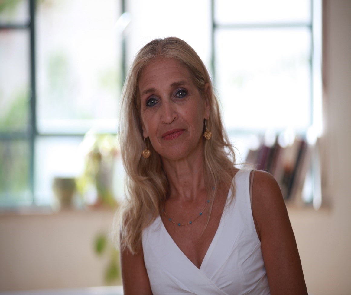 Read more about the article אורית ארז